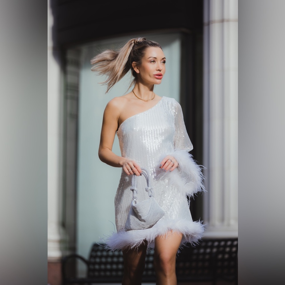 New Megara Mini Dress in White
Camila Coelho S